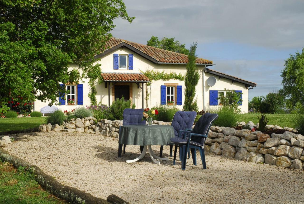 Ferienwohnung Au Pajot Ambax Exterior foto