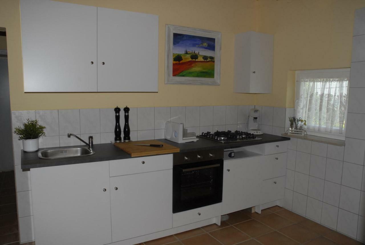 Ferienwohnung Au Pajot Ambax Exterior foto
