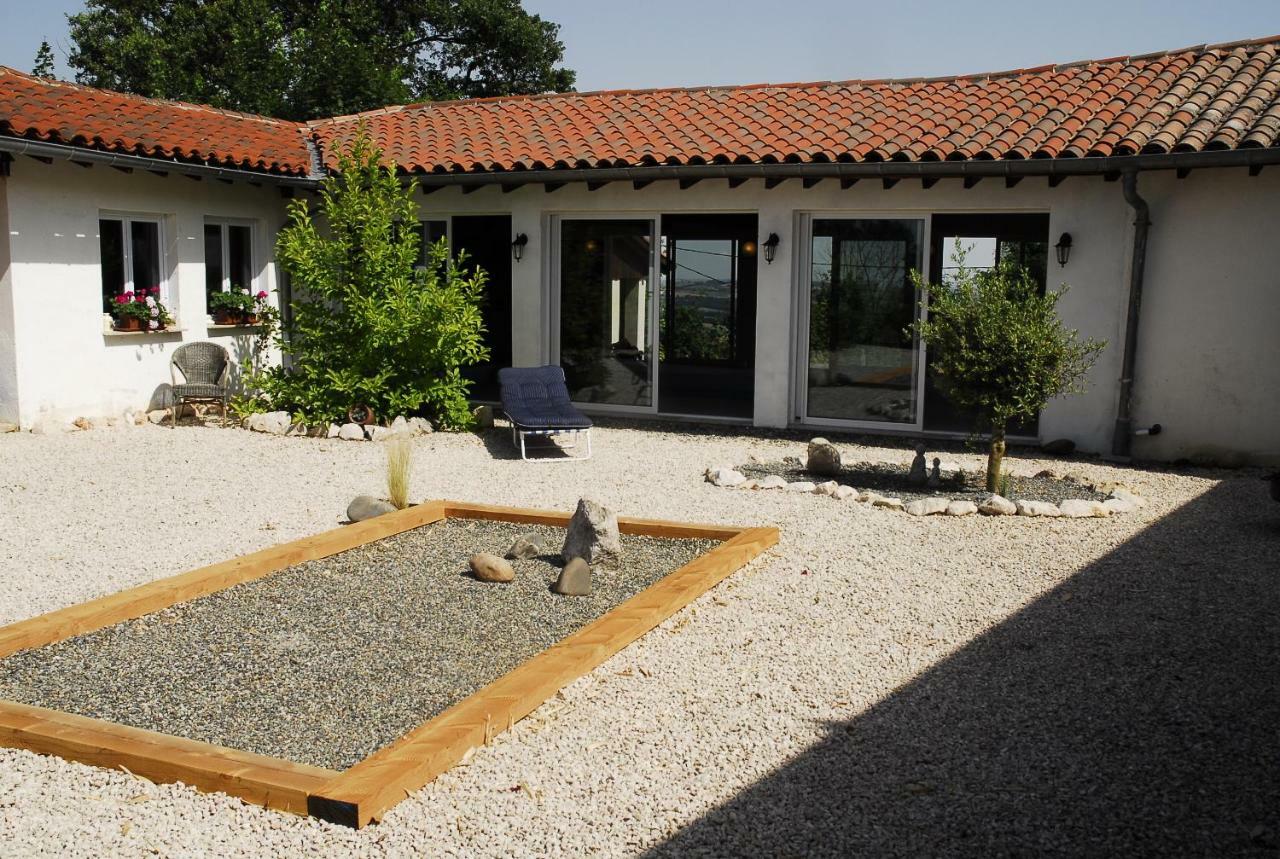 Ferienwohnung Au Pajot Ambax Exterior foto